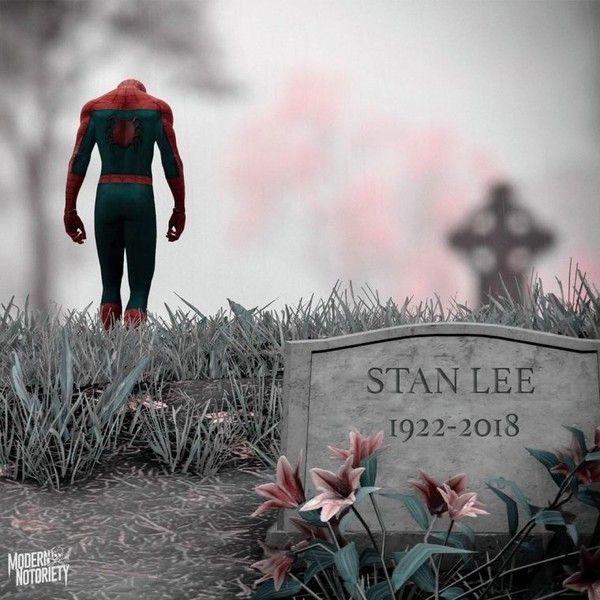 HOMMAGE A STAN LEE
